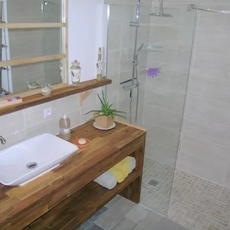 House 8 Personnes Les Bains - Maison Individuelle - Wifi - 4 Chambres - Piscine - Proche Commerces, Plage Et Foret.. Semesterbostad Ronce-les-Bains